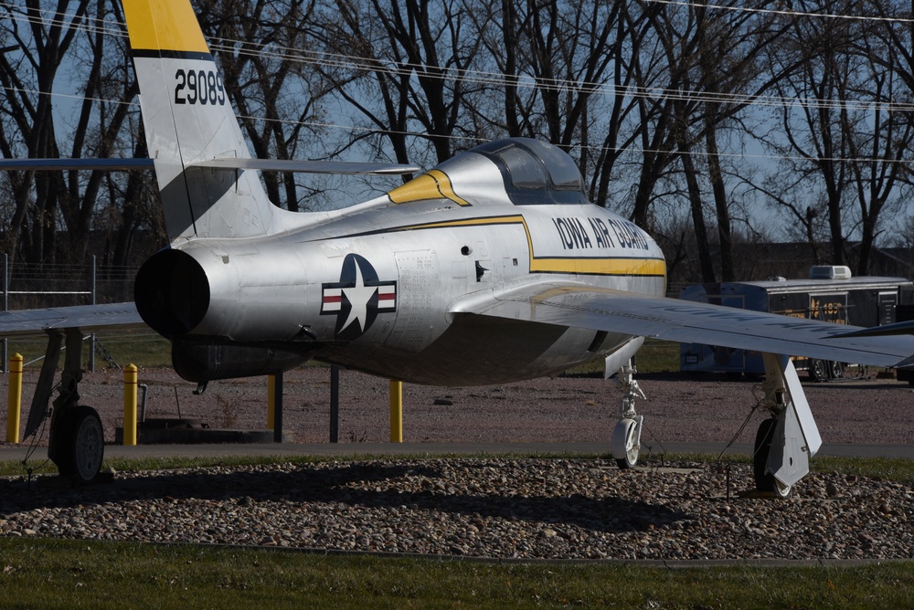 F-84F Thunderstreak