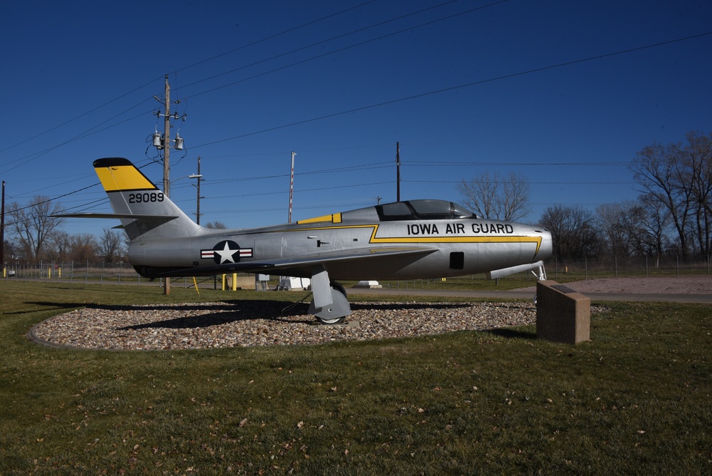 F-84F Thunderstreak