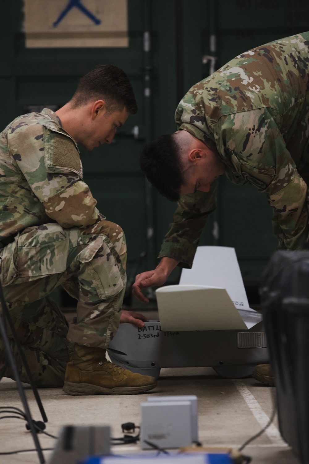 Battle Company, 173rd Airborne Brigade Paratroopers conduct layouts