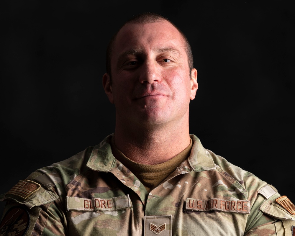 Holloman Airman saves five lives while on leave