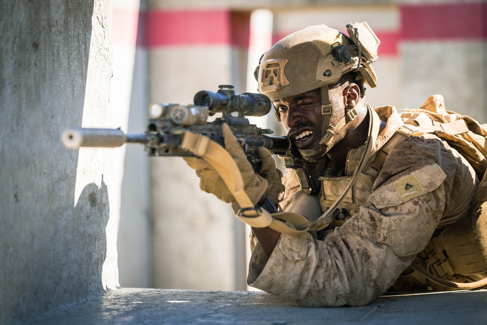 3/2 Marines Live-fire and Maneuver Range