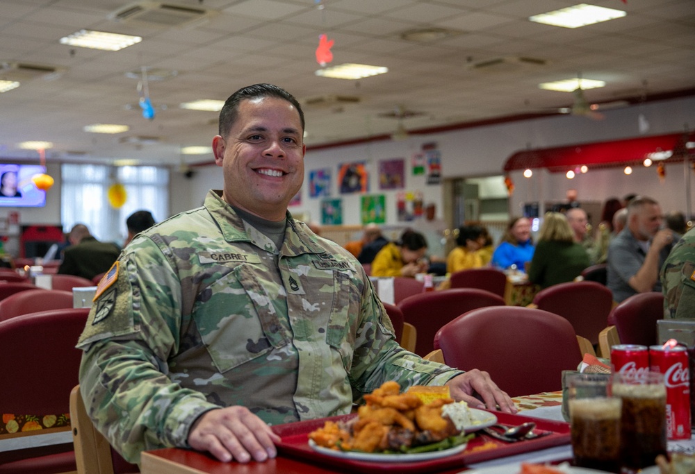 Thanksgiving at the Curry DFAC