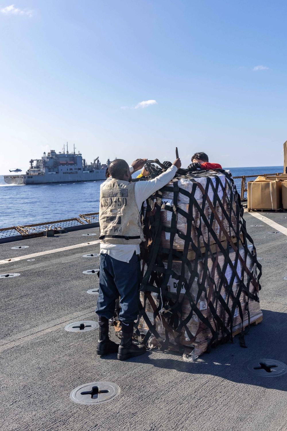 DVIDS - Images - Marines and Sailors aboard USS Carter Hall Conduct ...