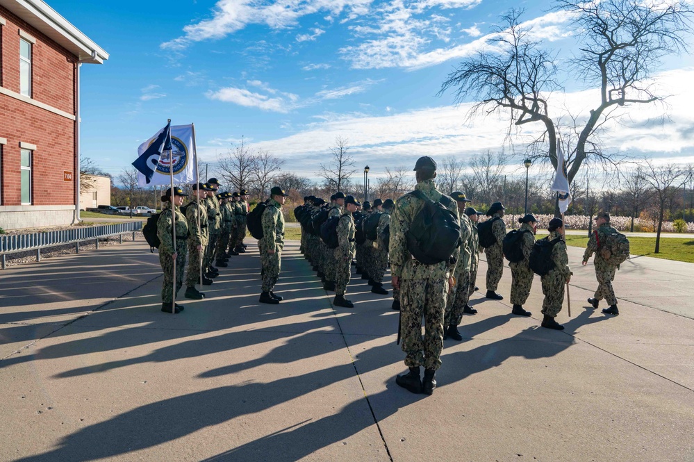 Surface Warfare Schools Command sponsors Navy recruit division at Recruit Training Command