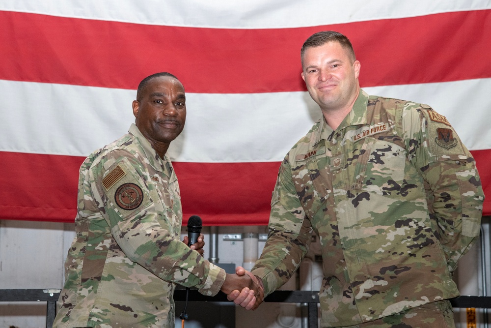 Command Chief Master Sgt. Maurice L. Williams Visits 177th Fighter Wing