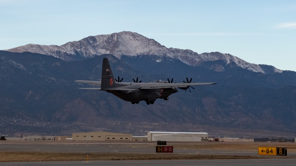 302nd Airlift Wing team accomplishes multicapable Airman training during flyaway event