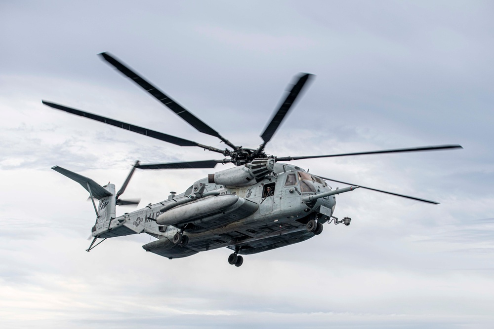 CH-53E Super Stallion Flight Operations aboard USS Somerset