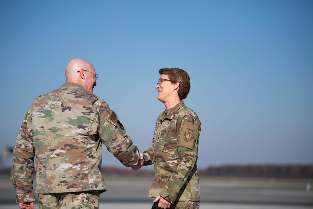 USTRANSCOM leadership gives thanks to Team Dover