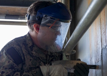 Makin Island Conducts Preservation Maintenance