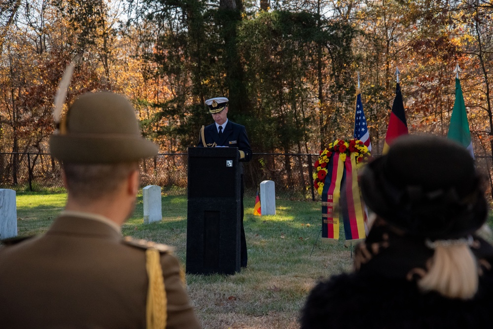 33 German, 2 Italian POWs honored during annual wreath-laying ceremony at Fort Meade