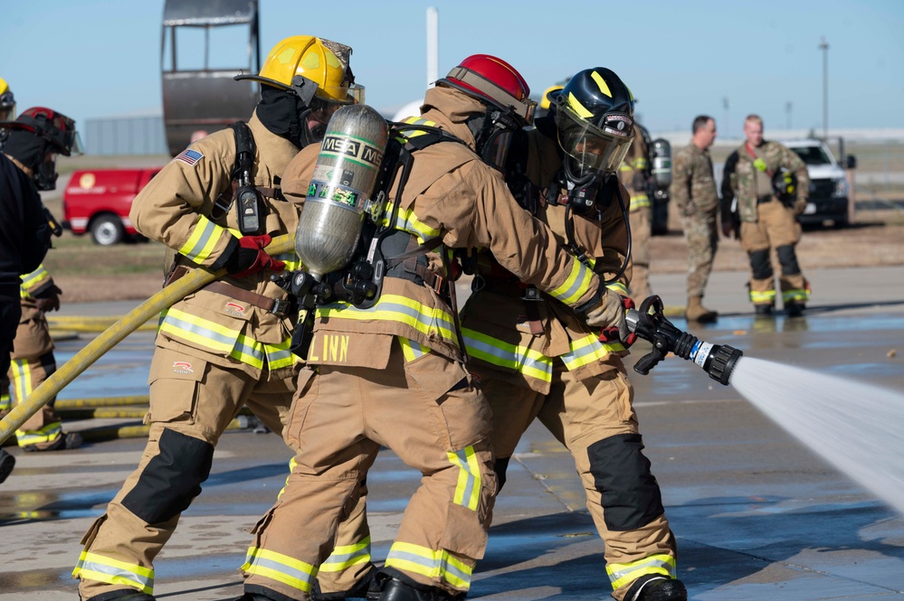 22nd MSG Leaders Fight Fires