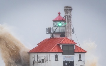 South Pier Outer Breakwater Lighthouse