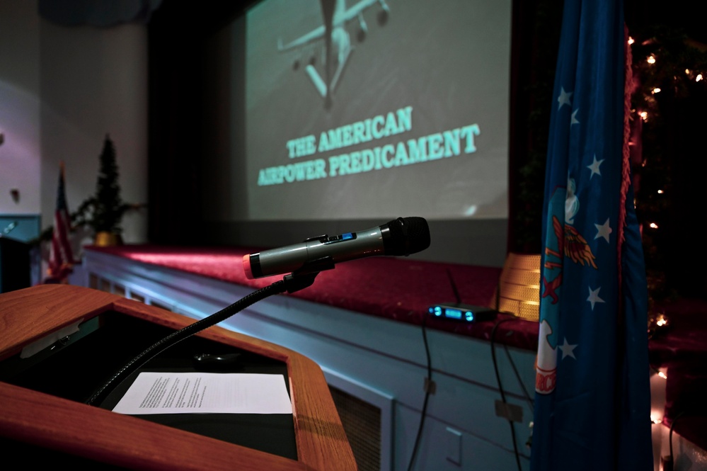 Retired Col. Harry Foster briefs Team McChord Airmen on AMC past, present, and future