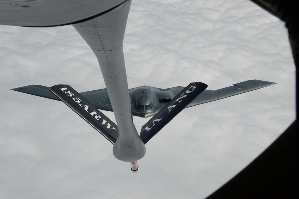 B-2 refuel