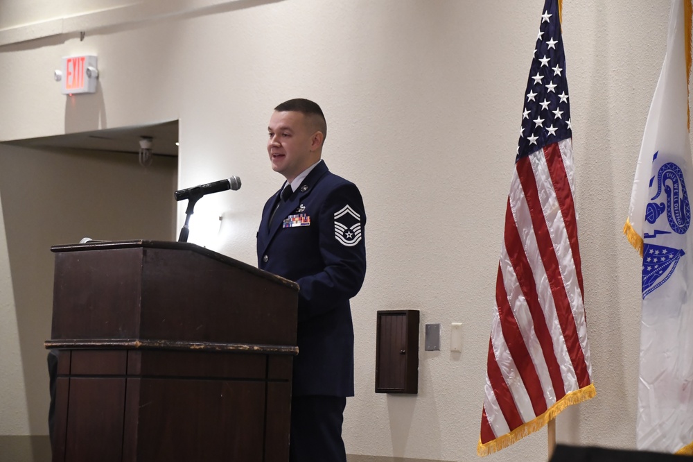 Fairbanks honors Veterans