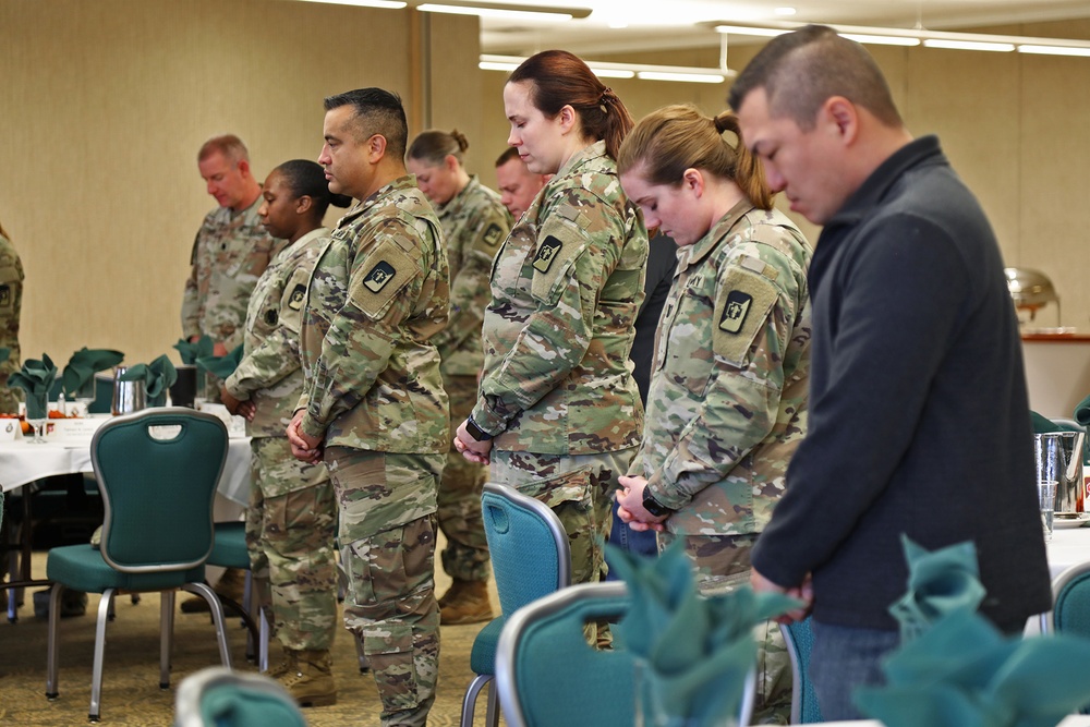 62nd MED Soldiers Gather for Spiritual Fitness Thanksgiving Luncheon