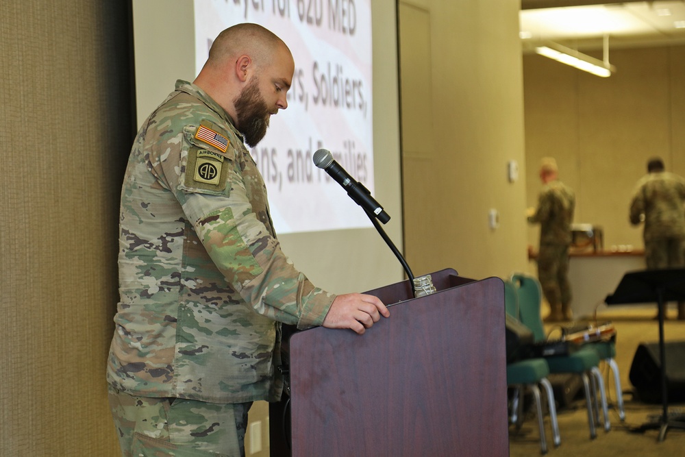 62nd MED Soldiers Gather for Spiritual Fitness Thanksgiving Luncheon