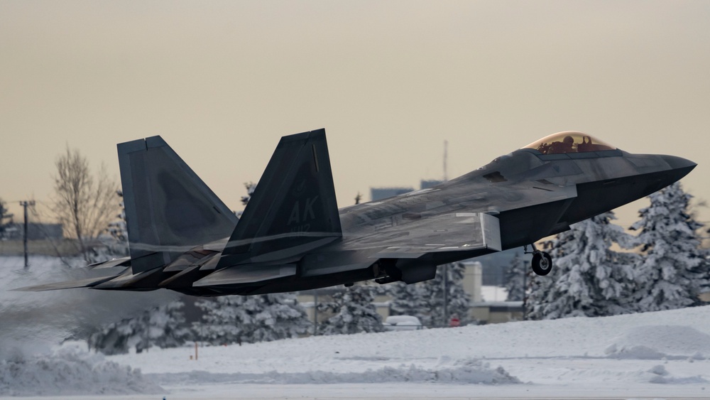 3rd Wing F-22s promote dominance over JBER