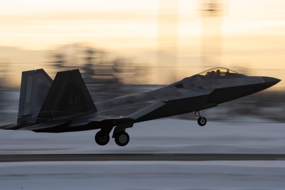 3rd Wing F-22s promote dominance over JBER