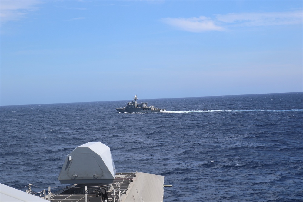 U.S. 7th Fleet and Armed Forces of the Philippines Begin Maritime Cooperative Activity