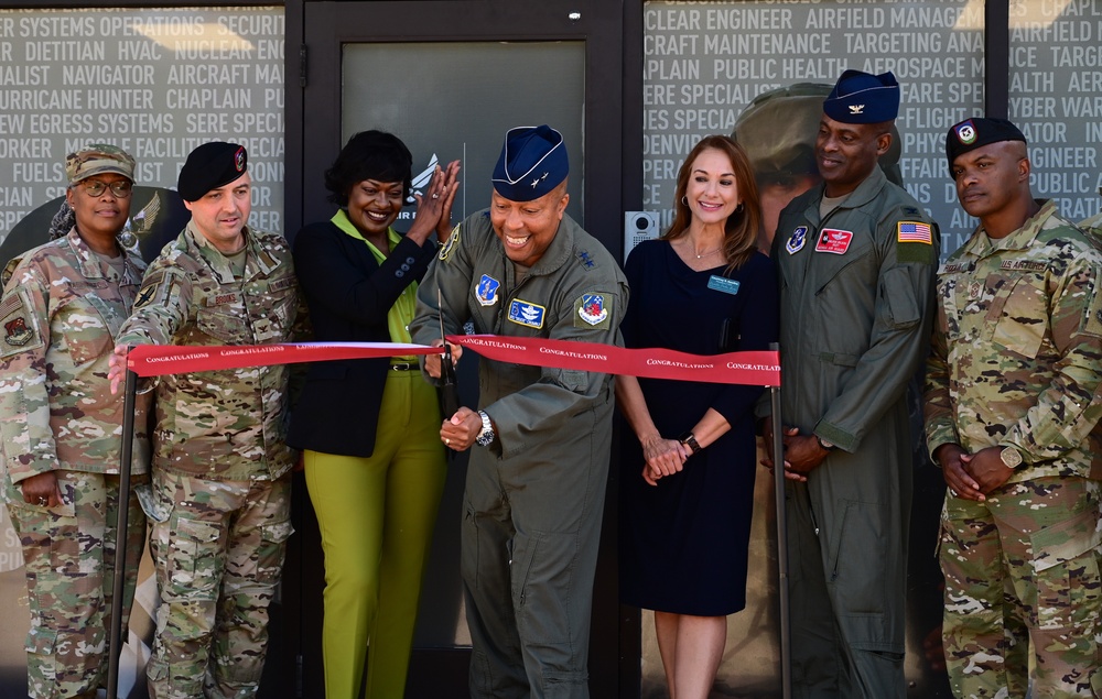 Coastal Georgia Air National Guard Recruiting Office hosts official ribbon-cutting at new Pooler location