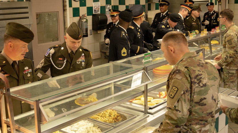 U.S. Army Field Artillery Commandant Team Serves Thanksgiving Dinner