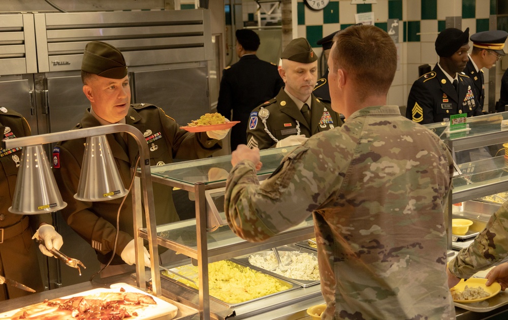 U.S. Army Field Artillery Commandant Team Serves Thanksgiving Dinner