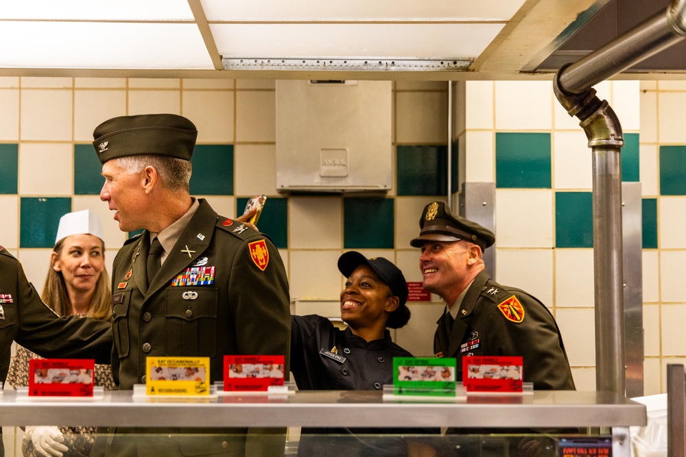 Fort Sill's Guns and Rockets Dining Facility hosts Thanksgiving celebration