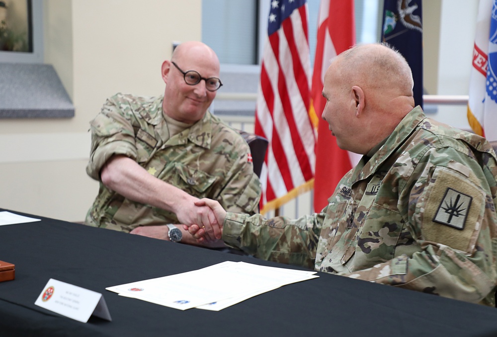 NY National Guard signs document on joint training, exchanges with Danish Joint Arctic Command