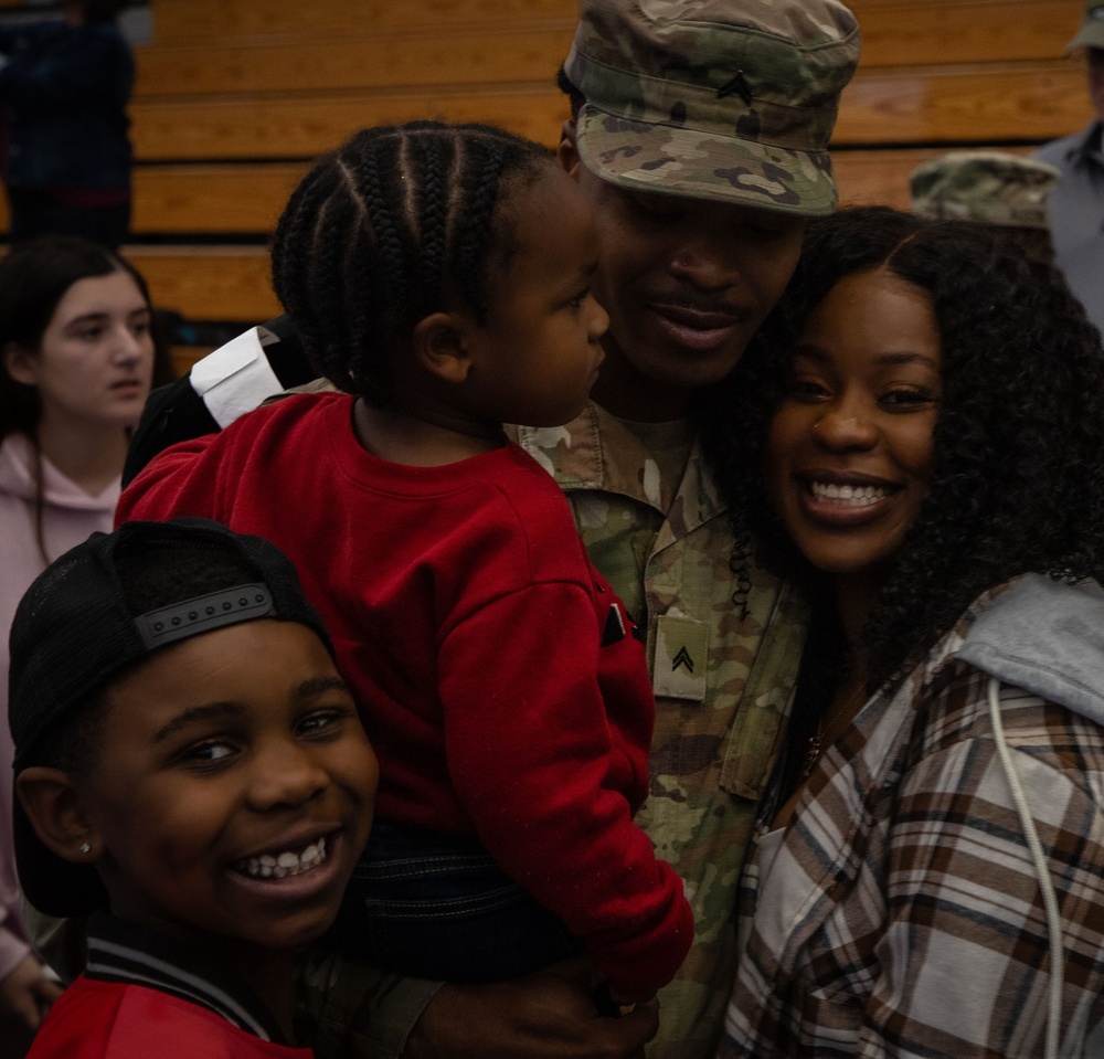 3rd CAB Soldiers Return Home from Deployment