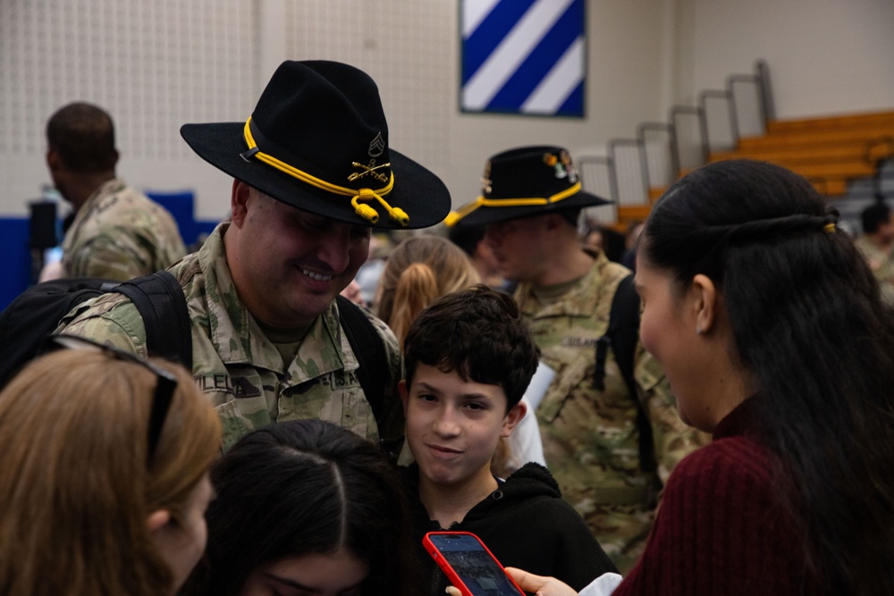 3rd CAB Soldiers Return Home from Deployment