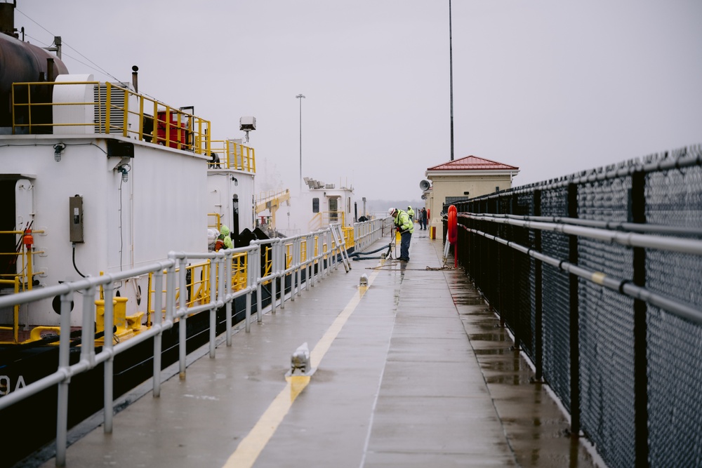 Operations at USACE's Black Rock Lock