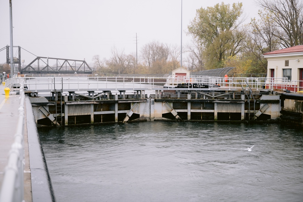 Operations at USACE's Black Rock Lock