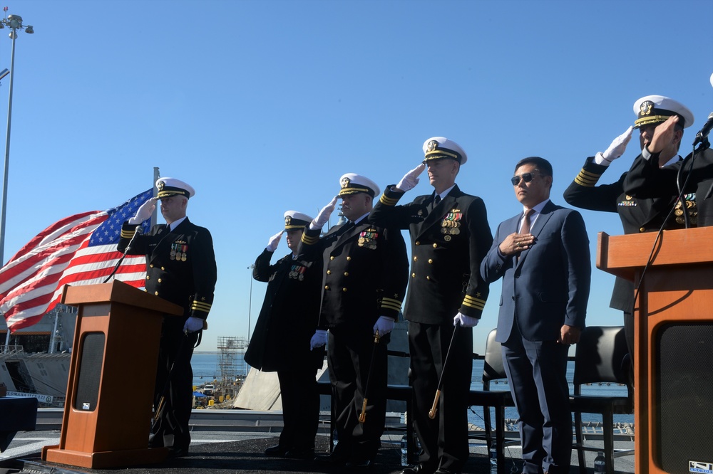 USS Santa Barbara (LCS 32) Blue Crew Conducts Change of Command Ceremony
