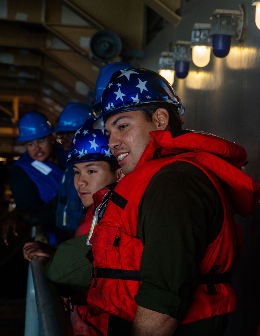 15th MEU Marines Embark USS Harpers Ferry for Integrated Training