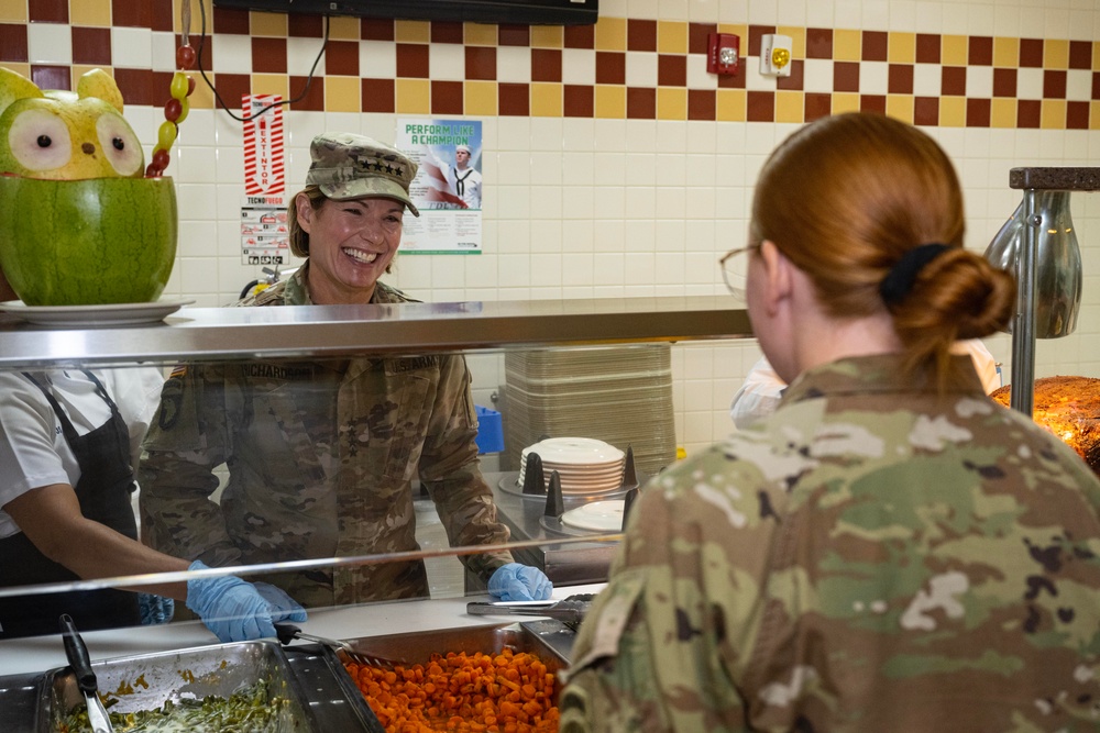 U.S. SOUTHCOM Command visits Soto Cano