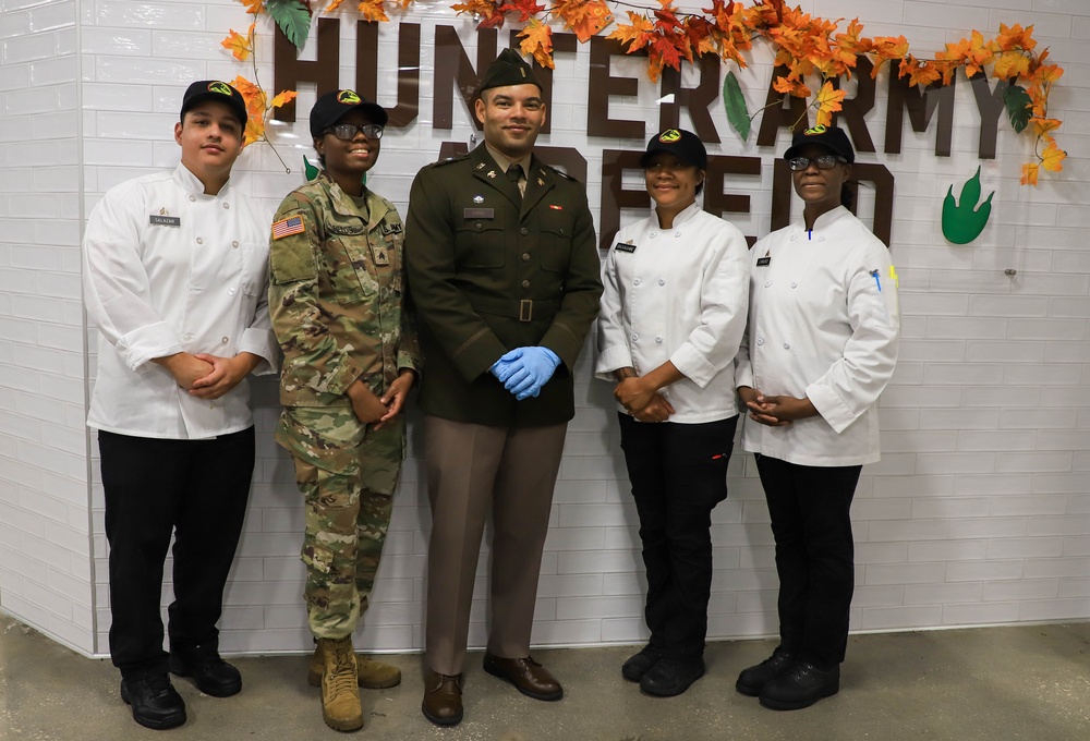 Hunter Army Airfield Serves Soldiers Thanksgiving Meal