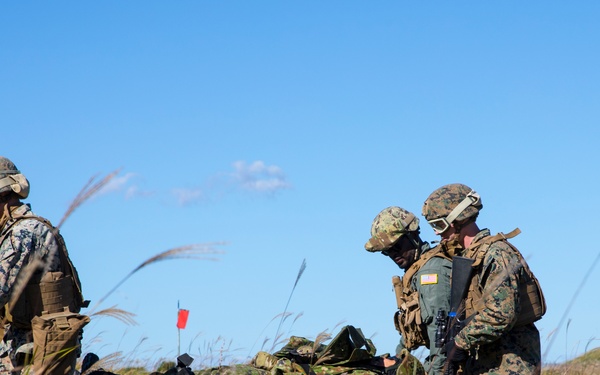 Resolute Dragon 23 FTX | 1st MAW, JGSDF Conduct MEDEVAC and Refueling Drills at Jumonjibaru