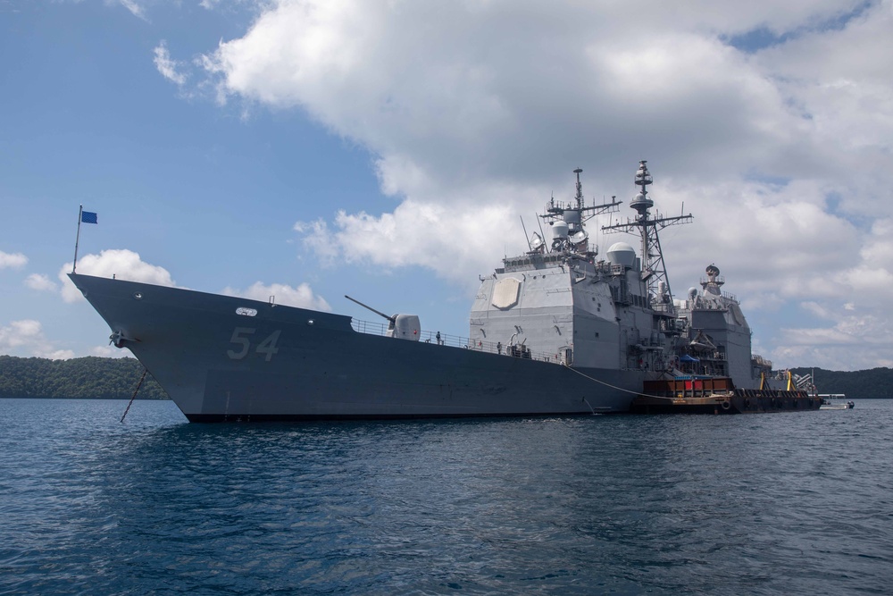 USS Antietam (CG 54) Sailors Visit Palau