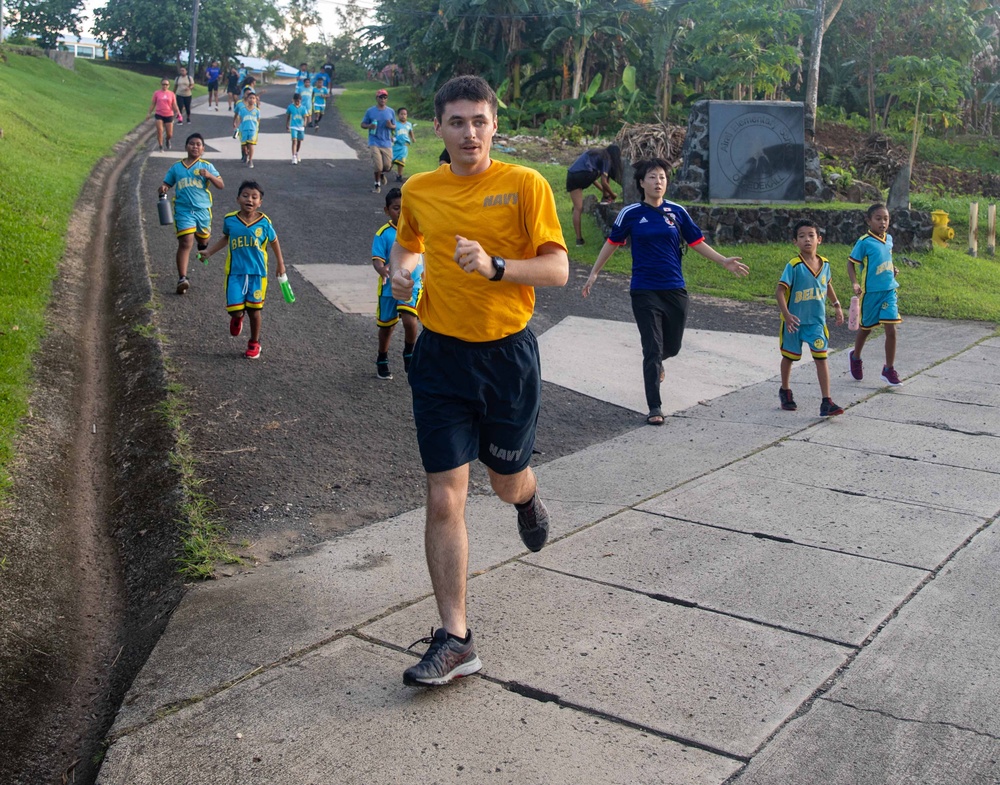 USS Antietam (CG 54) Sailors Visit Palau