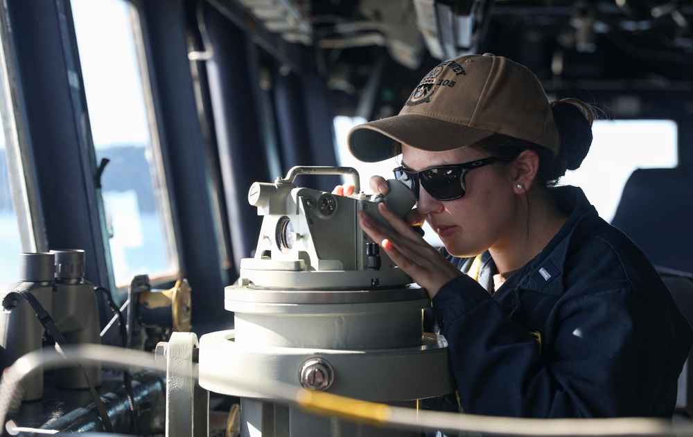 USS Dewey Strengthens Partnerships Through Kota Kinabalu, Malaysia Port Visit