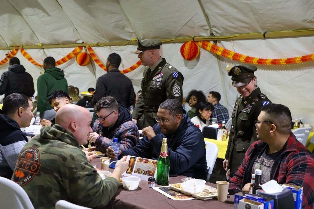 Sustainment Soldiers Celebrate Thanksgiving in Poland