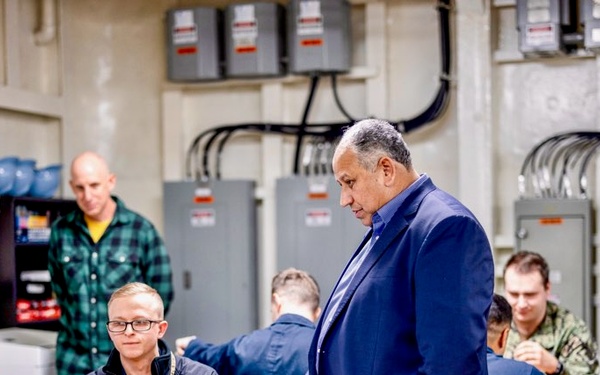 SECNAV and Betty Del Toro Give Thanks to Sailors and Their Families on Thanksgiving