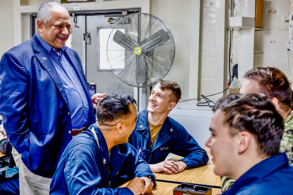 SECNAV and Betty Del Toro Give Thanks to Sailors and Their Families on Thanksgiving