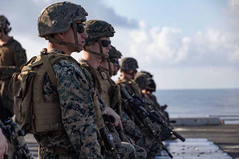 26MEU(SOC) Conducts Deck Shoot aboard the USS Mesa Verde