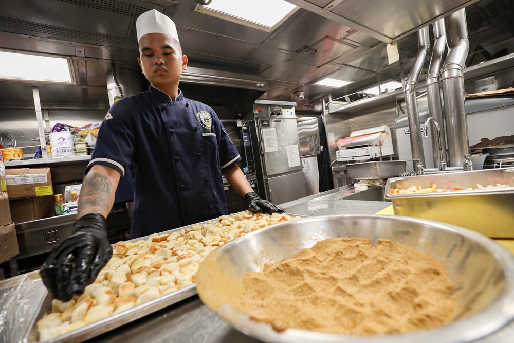 Sailors Aboard USS Dewey (DDG 105) Celebrate Thanksgiving While Operating in the Philippine Sea