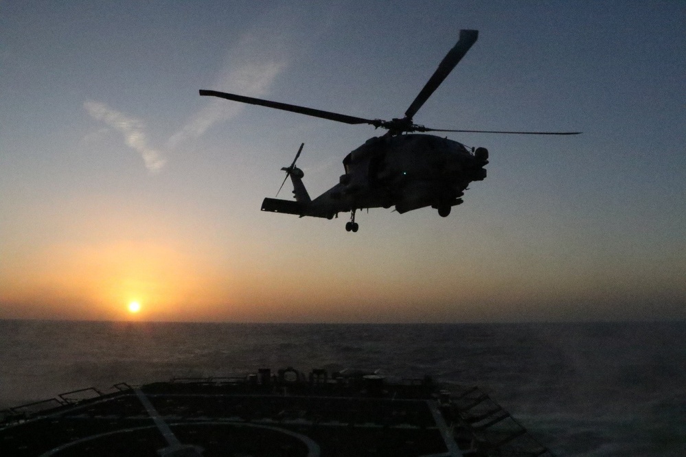 USS Stethem Conducts Flight Operations in the Arabian Gulf