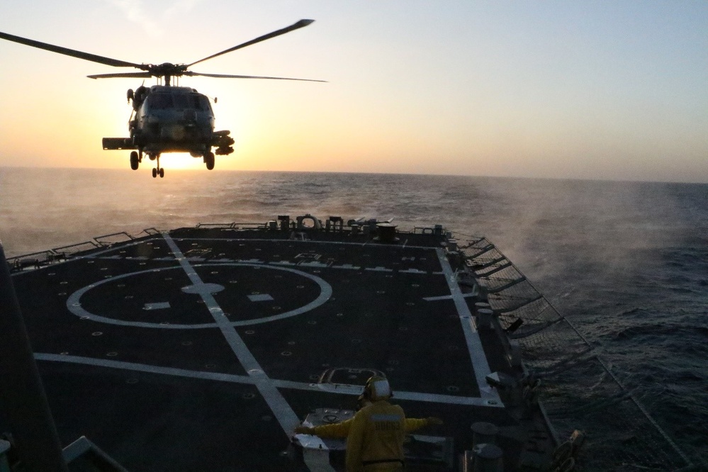 USS Stethem Conducts Flight Operations in the Arabian Gulf