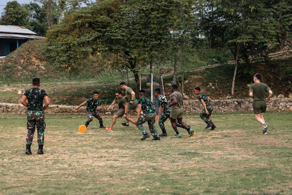 MRF-SEA Marines, Indonesian Korps Marinir, play ultimate frisbee