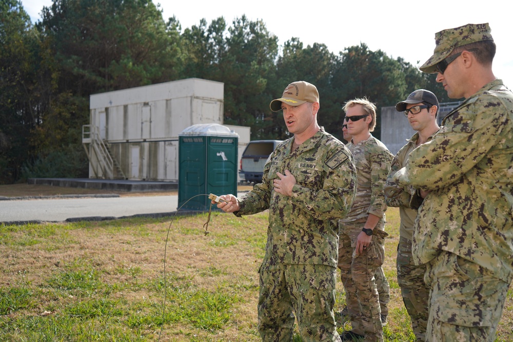 Explosive Ordnance Disposal Mobile Unit (EODMU) 12 conducts demonstration onboard Naval Weapons Station Yorktown